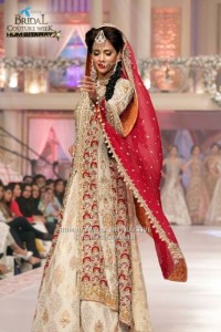 Celebrities-at-Telenor-Bridal-Couture-Week-2015-Day2-3-533x800-533x800